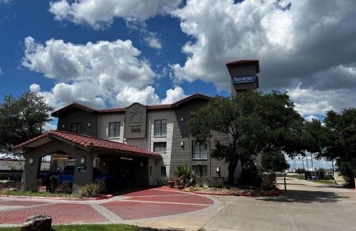 FM 1960 Hotel | Travelodge by Wyndham Houston Cy-Fair