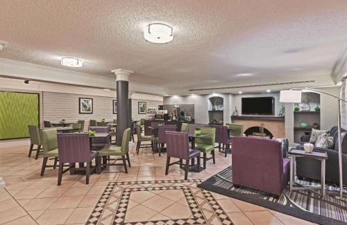 FM 1960 Hotel | Travelodge by Wyndham Houston Cy-Fair