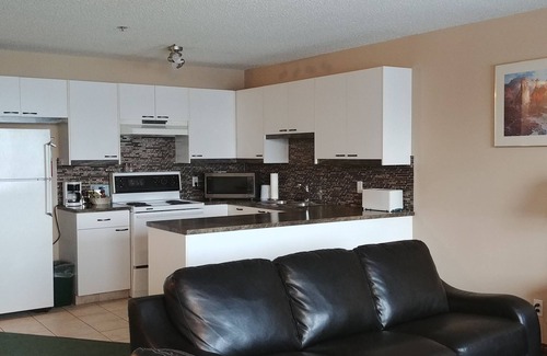 Lacombe Hotel | Travelodge by Wyndham Lacombe