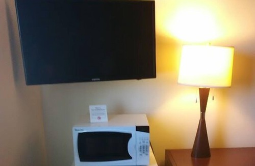 Loveland Hotel | Travelodge by Wyndham Loveland/Fort Collins Area