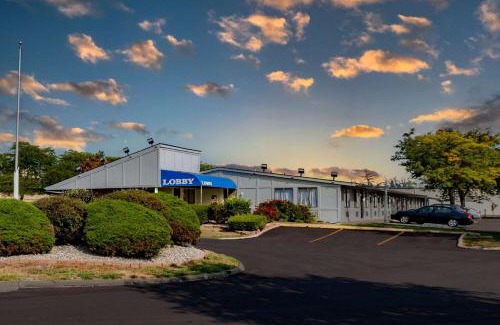 Monroe Hotel | Travelodge by Wyndham Monroe