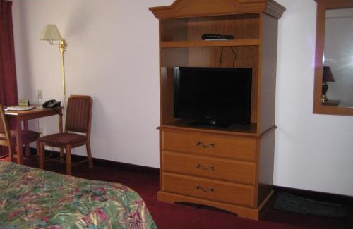 Port Elgin Hotel | Travelodge by Wyndham Port Elgin