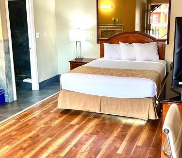Downtown Reno Hotel | Travelodge by Wyndham Reno