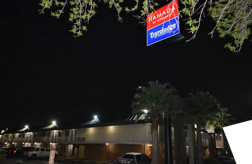 San Antonio Hotel | Travelodge by Wyndham San Antonio Lackland AFB North