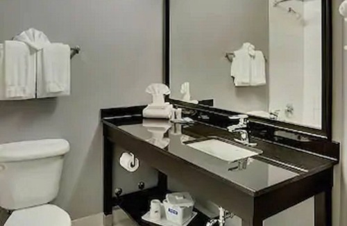 Sudbury Hotel | Travelodge by Wyndham Sudbury