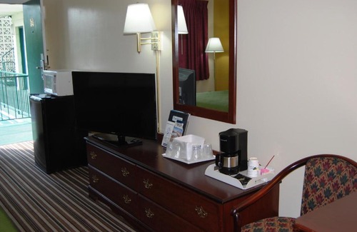 Chambersburg Hotel | Travelodge by Wyndham Chambersburg
