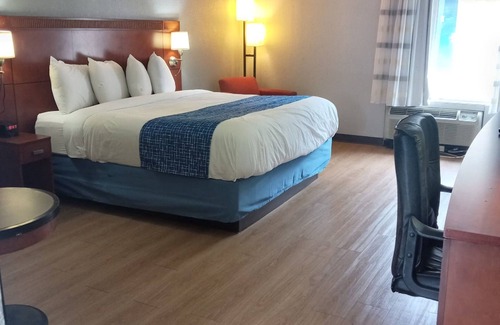 Petersburg Hotel | Travelodge by Wyndham Petersburg