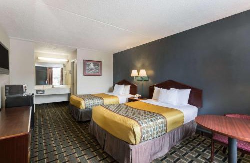 Richmond Hill Hotel | Travelodge by Wyndham Savannah Area/Richmond Hill