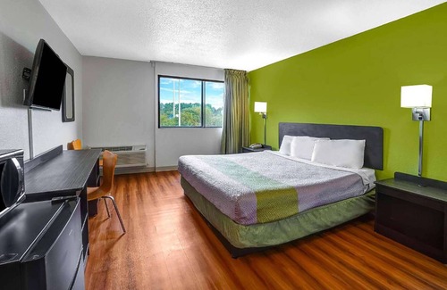 Vernon Hotel | Travelodge by Wyndham Vernon CT