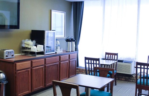 Zanesville Hotel | Travelodge by Wyndham Zanesville