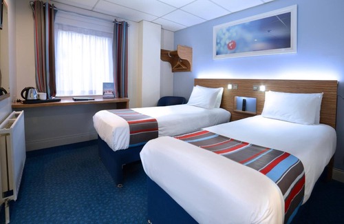 Swords Hotel | Travelodge Dublin Airport North Swords