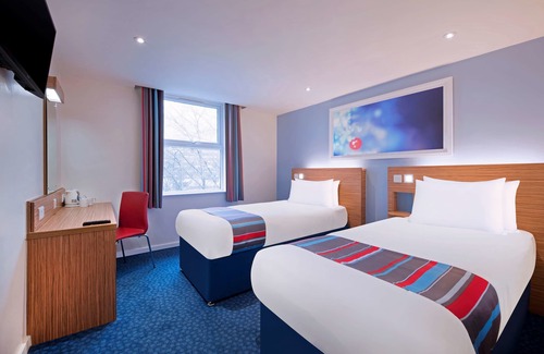 Swords Hotel | Travelodge Dublin Airport North Swords