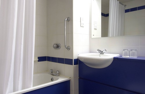 Swords Hotel | Travelodge Dublin Airport North Swords