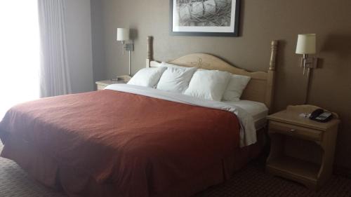 Saint John Hotel | Travelodge Suites by Wyndham Saint John