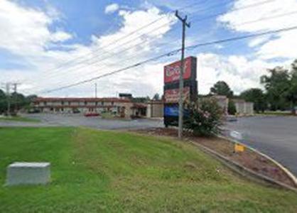 Petersburg Hotel | TravelodgeInn