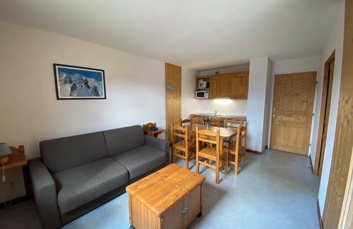 Saint-Jean-d'Arves Apartment | travelski home classic - La Fontaine du Roi