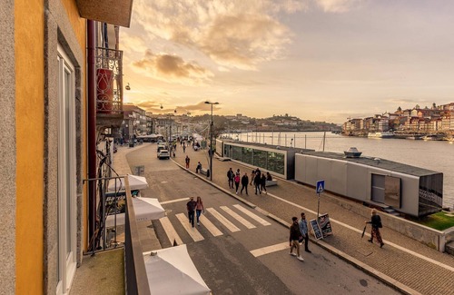 Santa Marinha Apartment | Travelstaytion - Ribeira Gaia 1