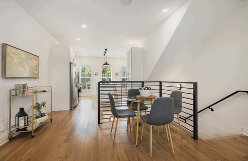 Downtown House | Traverse - Arts District - 0.4 to DT Bentonville