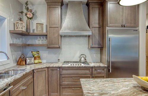 Mayfield House | Traverse City Lakemore Resort, New Luxury Lakefront Home on Arbutus Lake