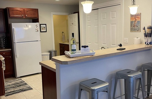 Traverse City Condo | Traverse City, Michigan - Blue Heron Condo - Walk to the beach and Downtown