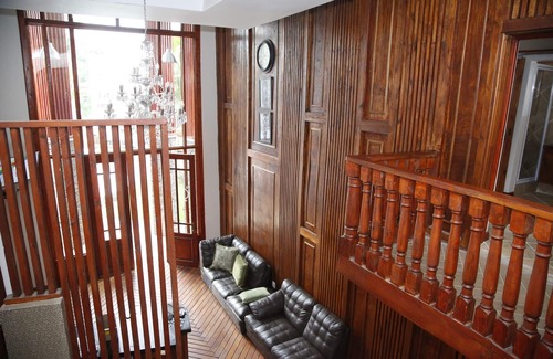 Kempton Park Hotel | Travetel OR Tambo Airport Hotel