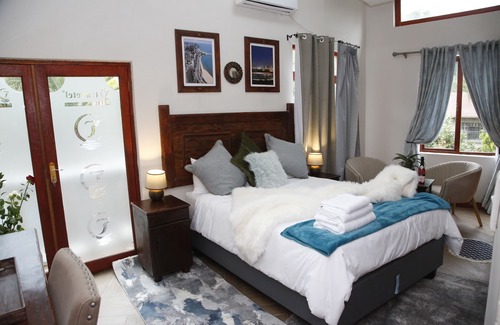 Kempton Park Hotel | Travetel OR Tambo Airport Hotel