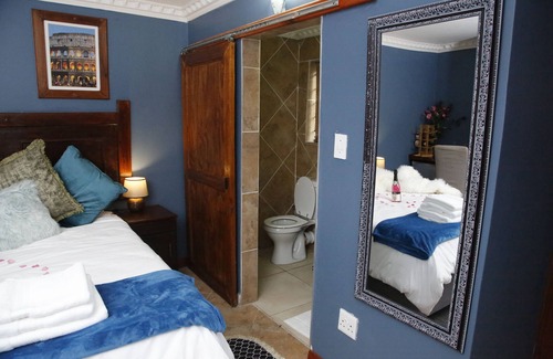 Kempton Park Hotel | Travetel OR Tambo Airport Hotel