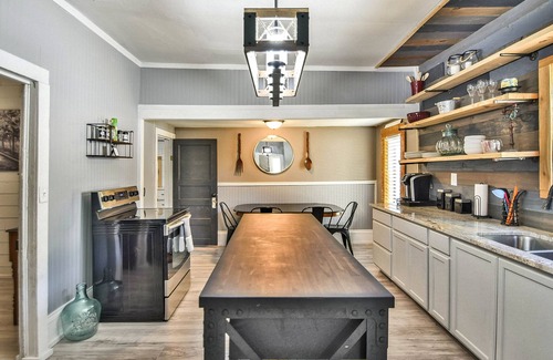 Granbury Cottage | Travis House Granbury