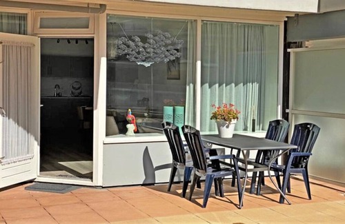 Heemstede House | Travl.is Expats NL # Heemstede Green Base