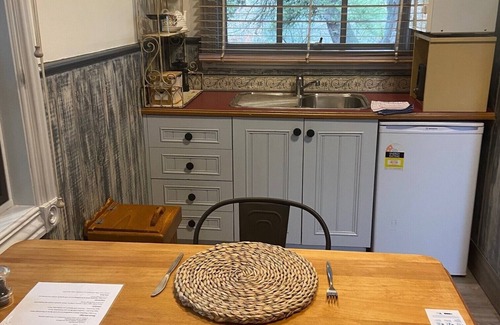 Trawool Bed & Breakfast | Trawool Shed Cottages