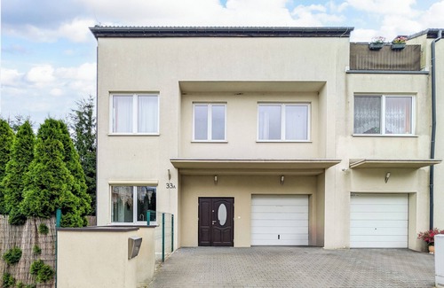 Fabryczna House | Trawowa Spacious House