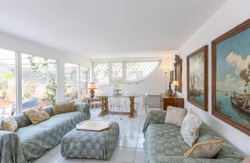 Rome Province Apartment | Tre Lune Penthouse by Rental in Roma