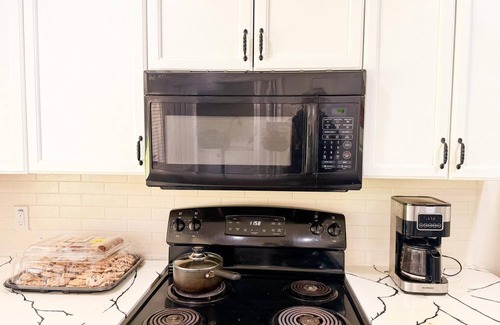 Mission Bend Bed & Breakfast | Treasure Home