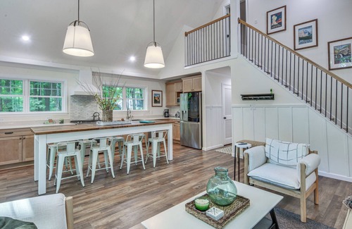 Treasure Lake House | Treasure Lake Home w/Deck: Walk to Bimini Lake!