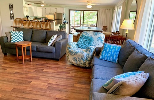 Treasure Lake House | Treasure Lake Vacation Rental (Sleeps 16!)