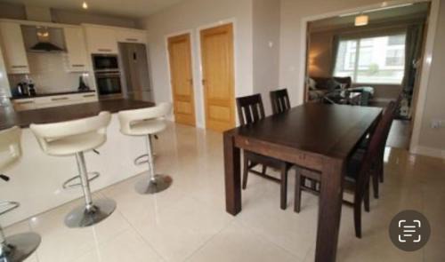 Limerick House | TREATY HAVEN