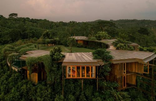Kathaluwa Hotel | Trebartha East The Round House