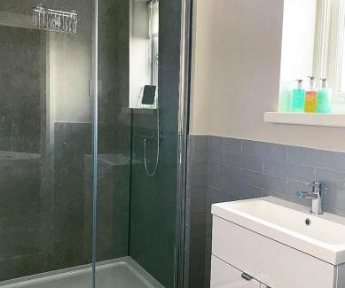 Tredegar Hotel | Tredegar Arms Hotel