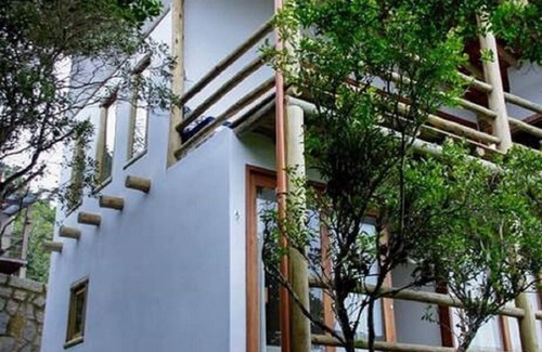 Praia do Rosa House | Tree House on the Beach