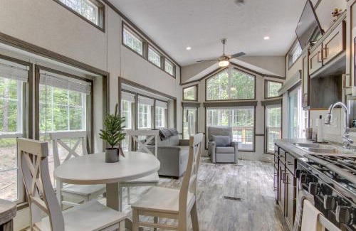 Penrose House | Tree-Lined Cabin with Grill in Penrose!