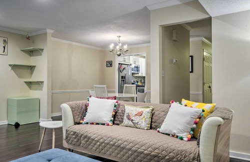 Durham House | Tree-Lined Durham Townhome: Close to Parks!