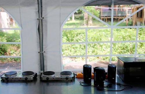 Bakenberg Apartment | Tree tent Ostseebreeze - Category 3 No. 14 - Ferienpark Bakenberg