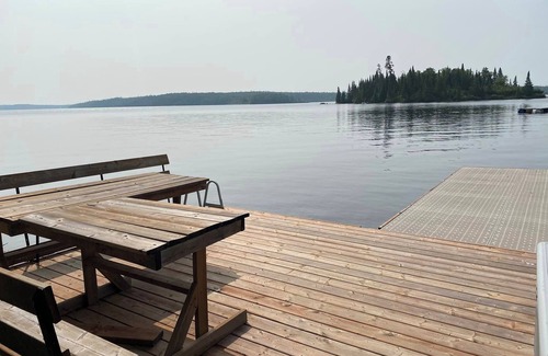 Lac du Bonnet Cabin | Tree Top Getaway in exclusive Cape Coppermine