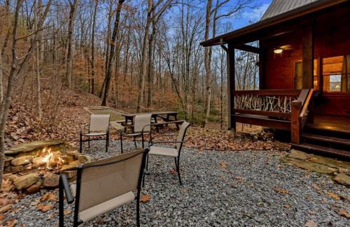 Blue Ridge Villa | Tree Top Hideaway - Private with Games Firepit More