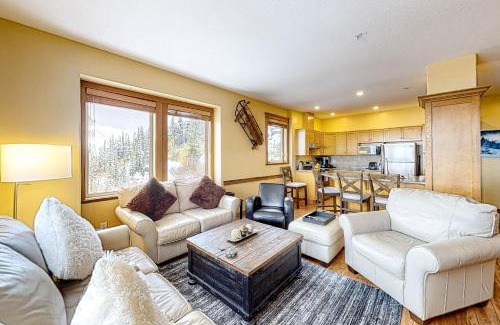Big White Ski Resort House | Tree Tops 12