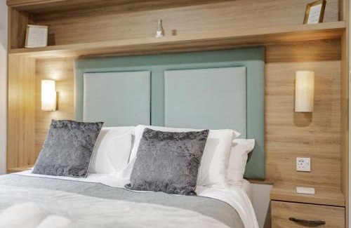 Weybourne House | Tree Tops - Norfolk Cottage Agency