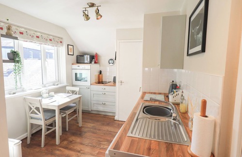 Bowness-on-Windermere Cottage | TREE TOPS VIEW in Bowness-On-Windermere