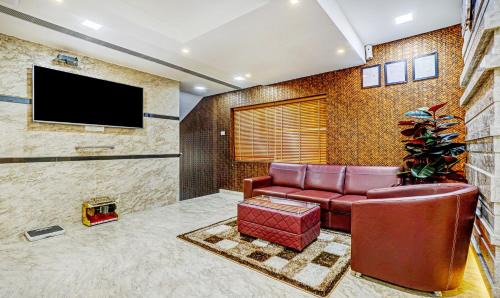 Yeshwanthpur Hotel | Treebo Galaxy Suites Mathikere