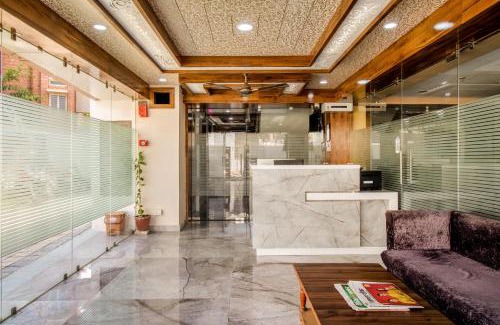 Air Force Area Hotel | Treebo Sonal Palace, Near Umaid Bhawan Palace
