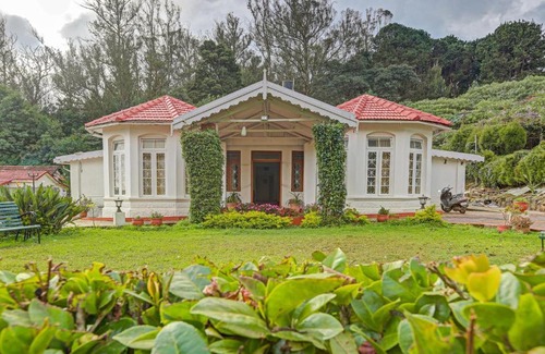 Ooty Resort | Treebo Trend Whispering Meadows Fingerpost